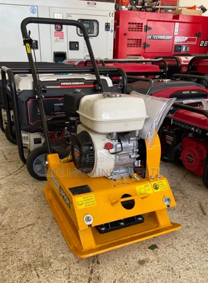 Aico Japan AP90H Plate Compactor