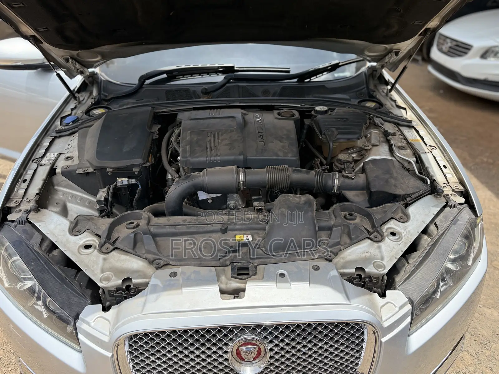 Jaguar XF 2016 Silver