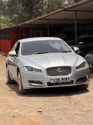 Jaguar XF 2016 Silver