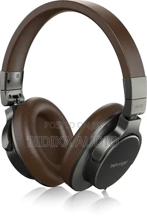 Behringer BH 470 Studio Monitoring Headphones