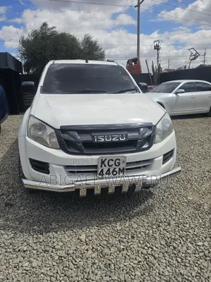Isuzu D-MAX 2015 White