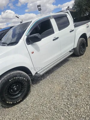 Isuzu D-MAX 2015 White