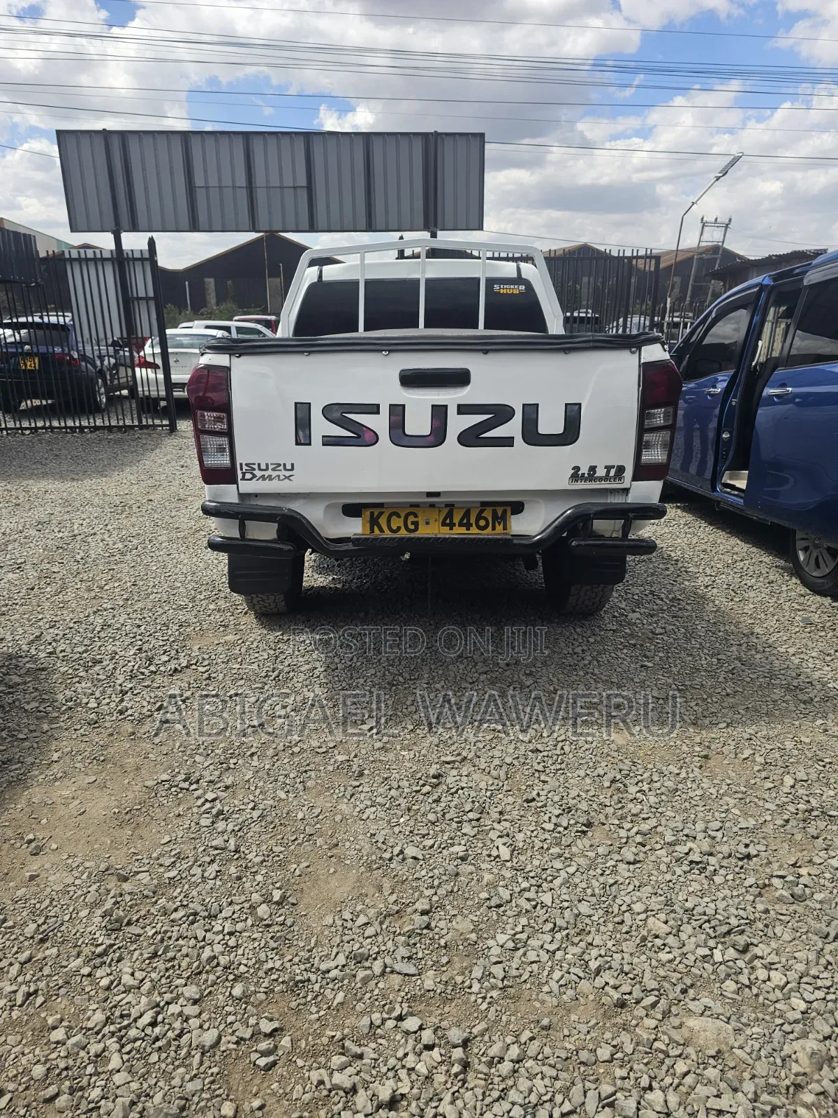 Isuzu D-MAX 2015 White