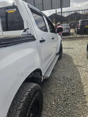 Isuzu D-MAX 2015 White