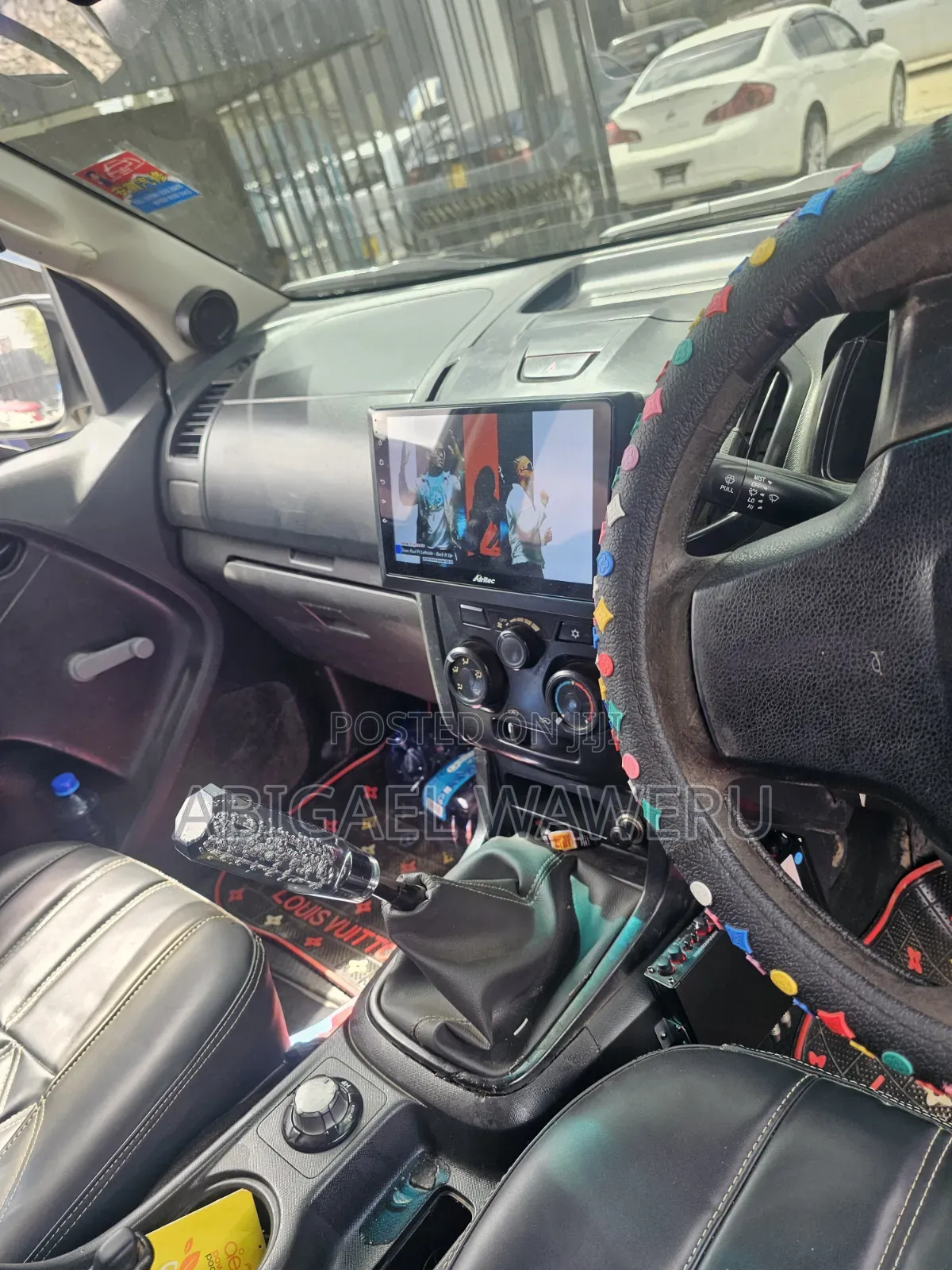 Isuzu D-MAX 2015 White