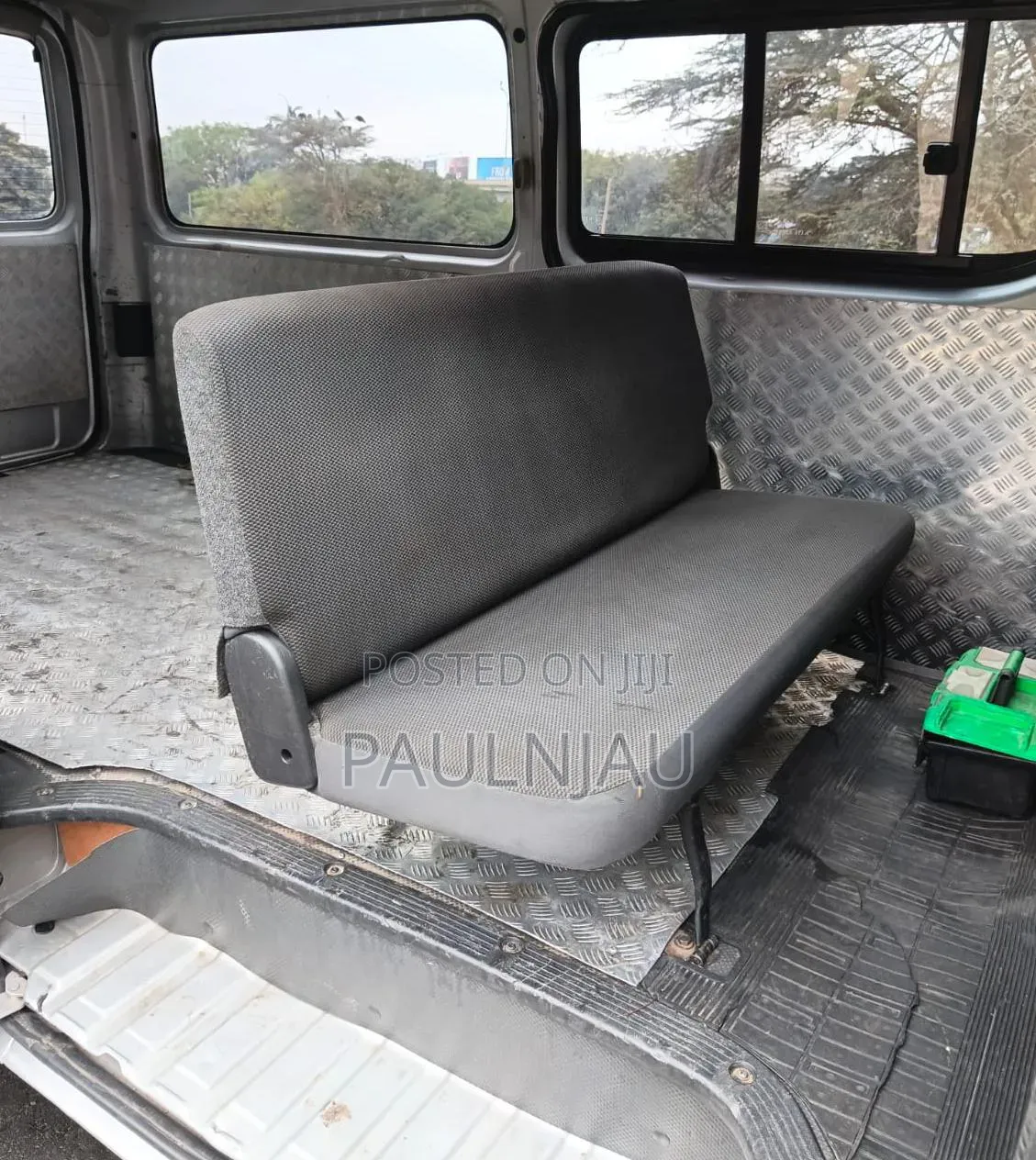 Toyota HiAce 2016 Silver