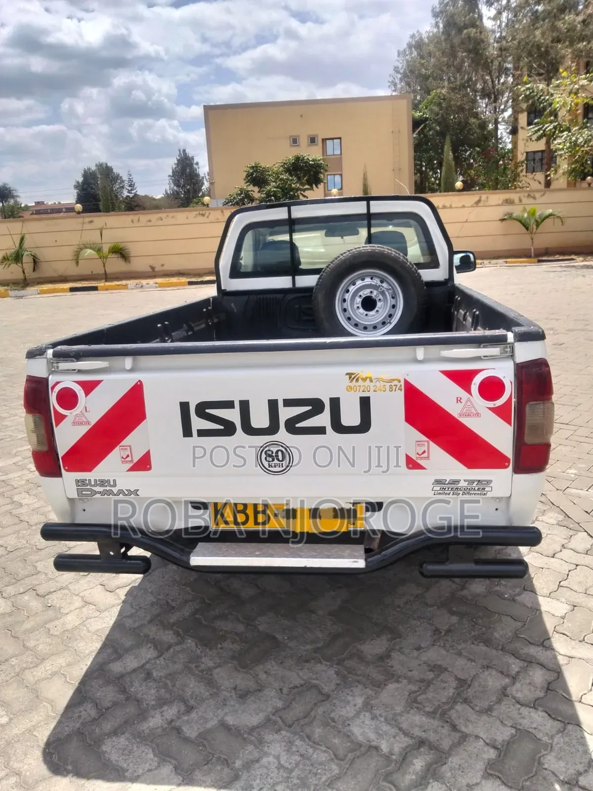 Isuzu D-MAX 2008 Off white