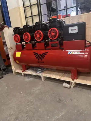 Advanced High Quality Super Silent 200l Compressor