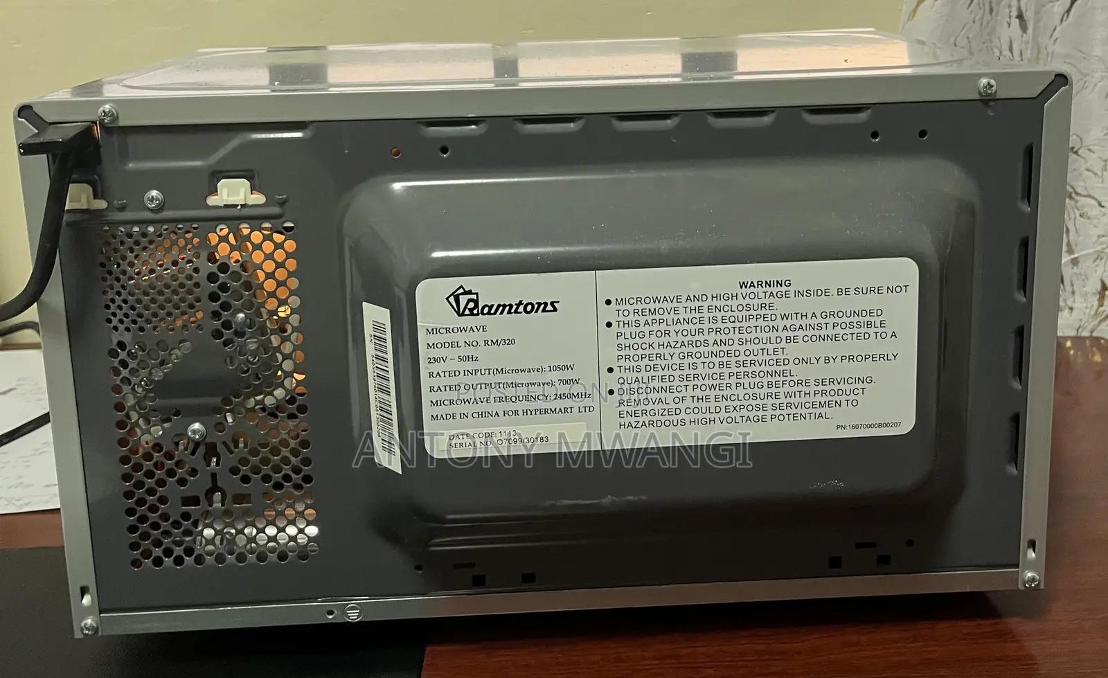 Almost New Microwave