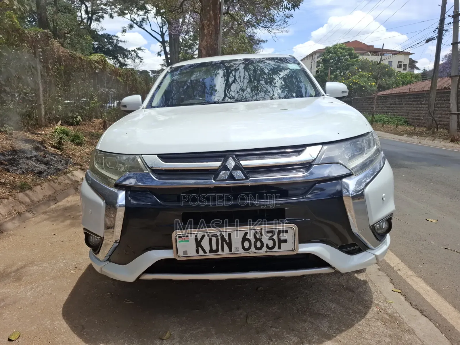 Mitsubishi Outlander 2018 White