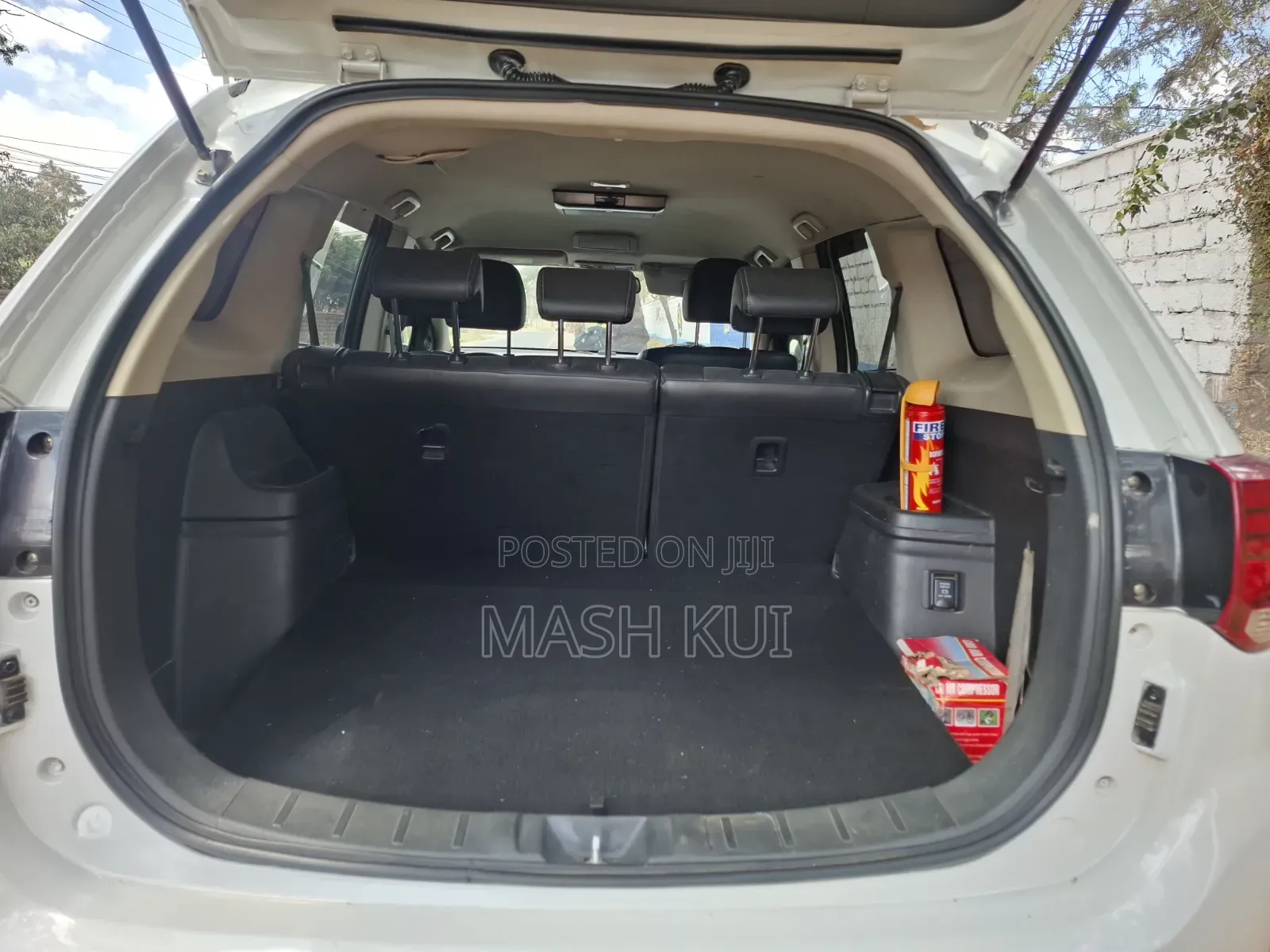 Mitsubishi Outlander 2018 White
