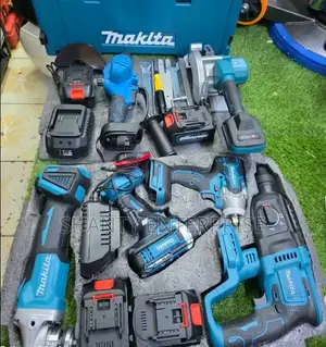 Cordless Makita Combo Set