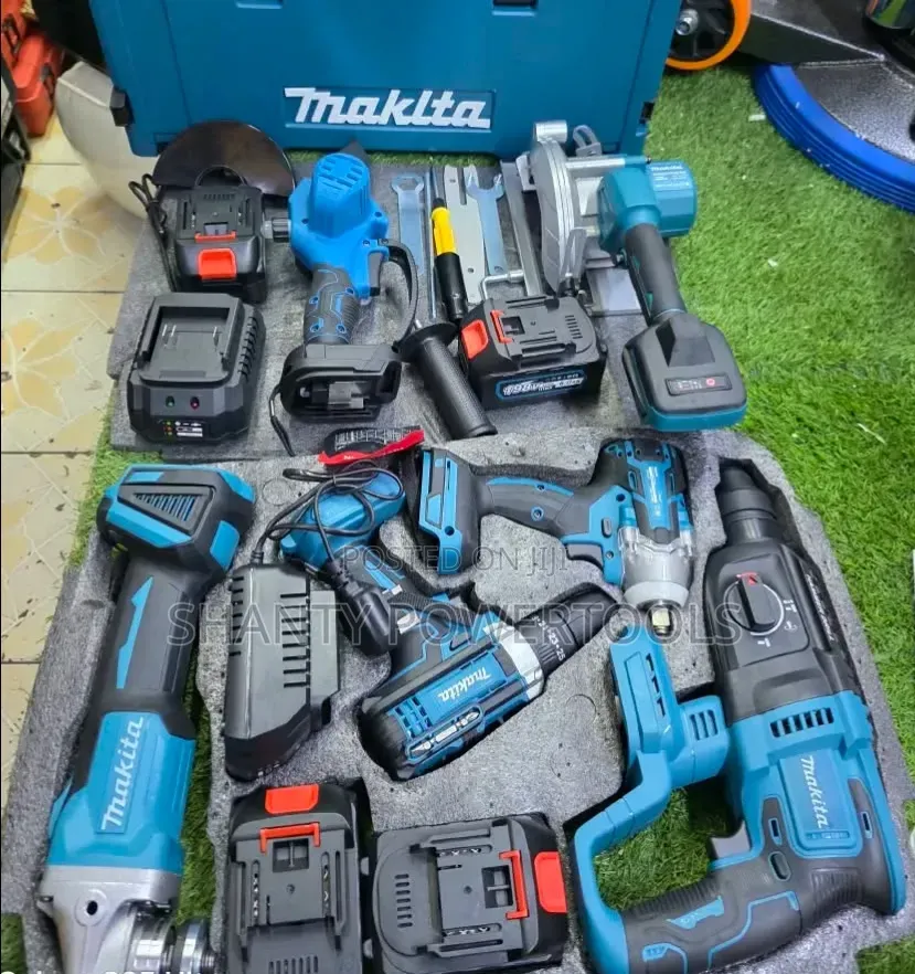 Cordless Makita Combo Set