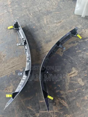 Toyota Fielder) Axio Console Finisher Available