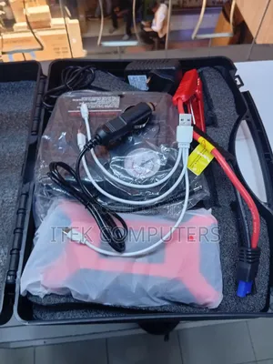 12V Portable Car Jump Starter With Built in Air Compressor Support Kit