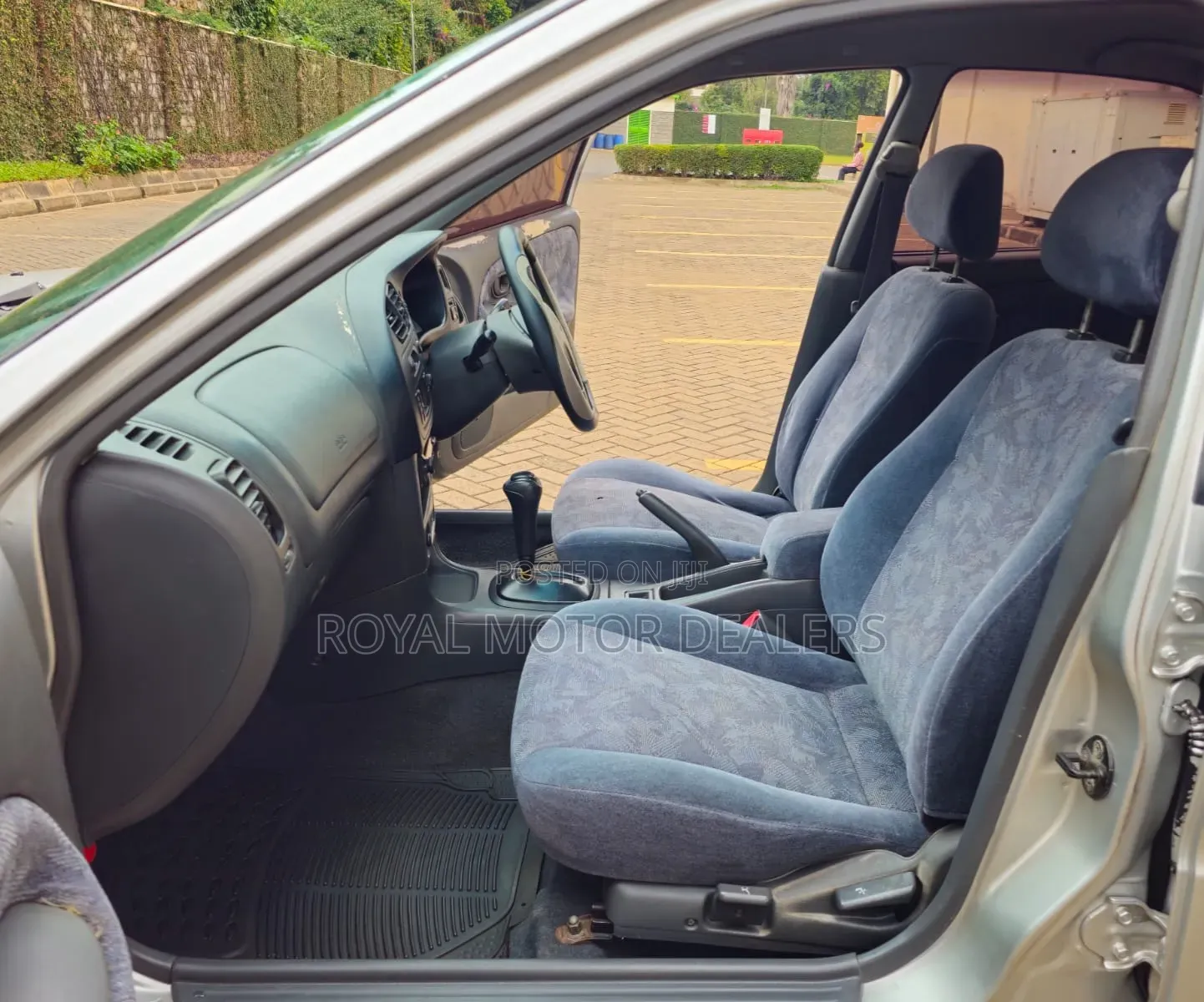 Mitsubishi Lancer 1998 Silver
