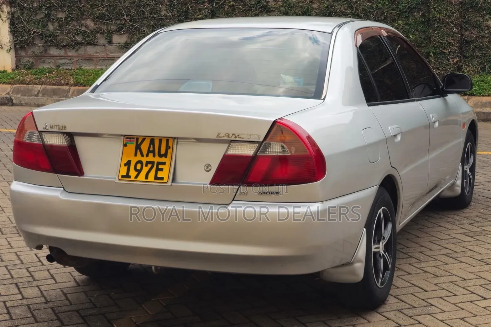 Mitsubishi Lancer 1998 Silver