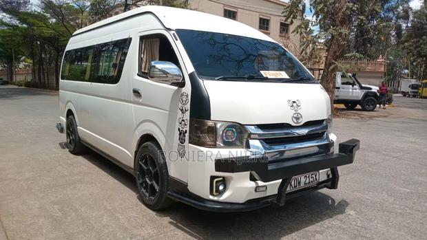 Toyota HiAce 2020 White