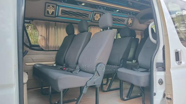 Toyota HiAce 2020 White - thumbnail 8