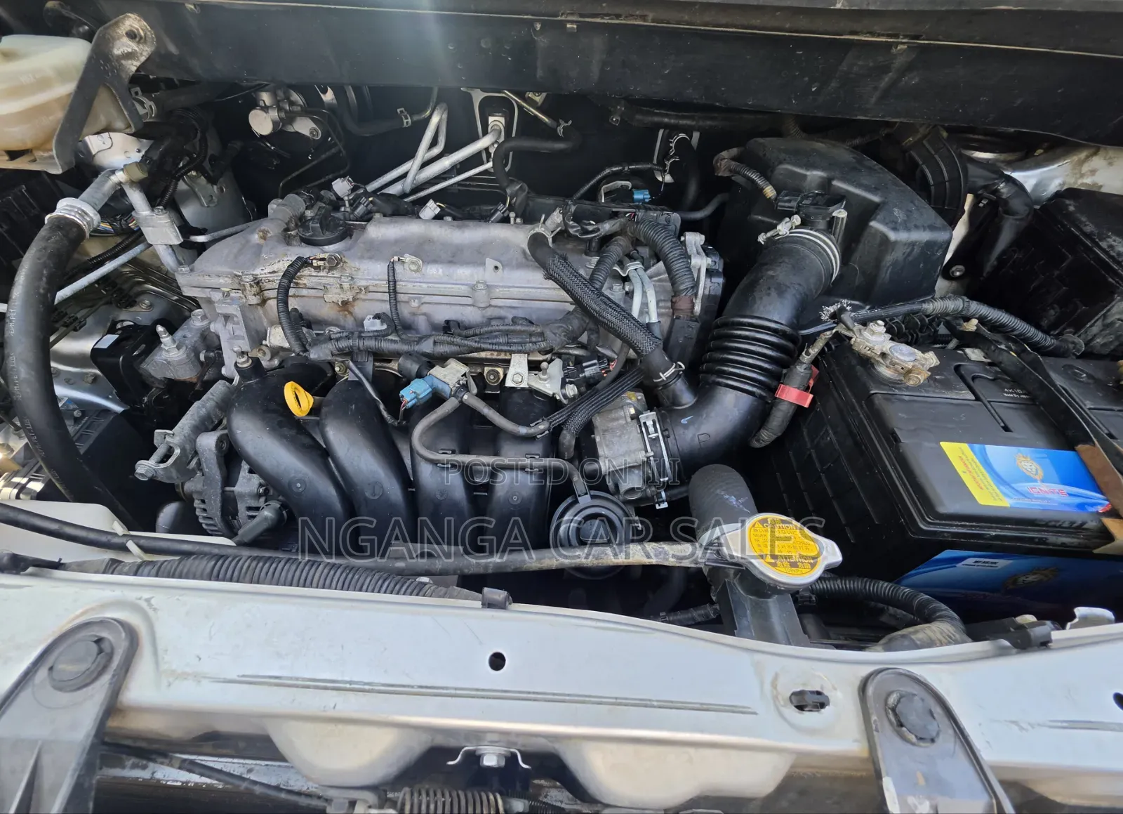 Toyota Noah 2012 Silver