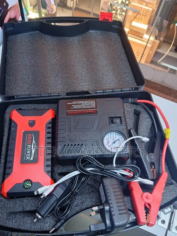 Portable 12V Jump Starter With Air Compressor for Quick Tyre Inflation - thumbnail 2