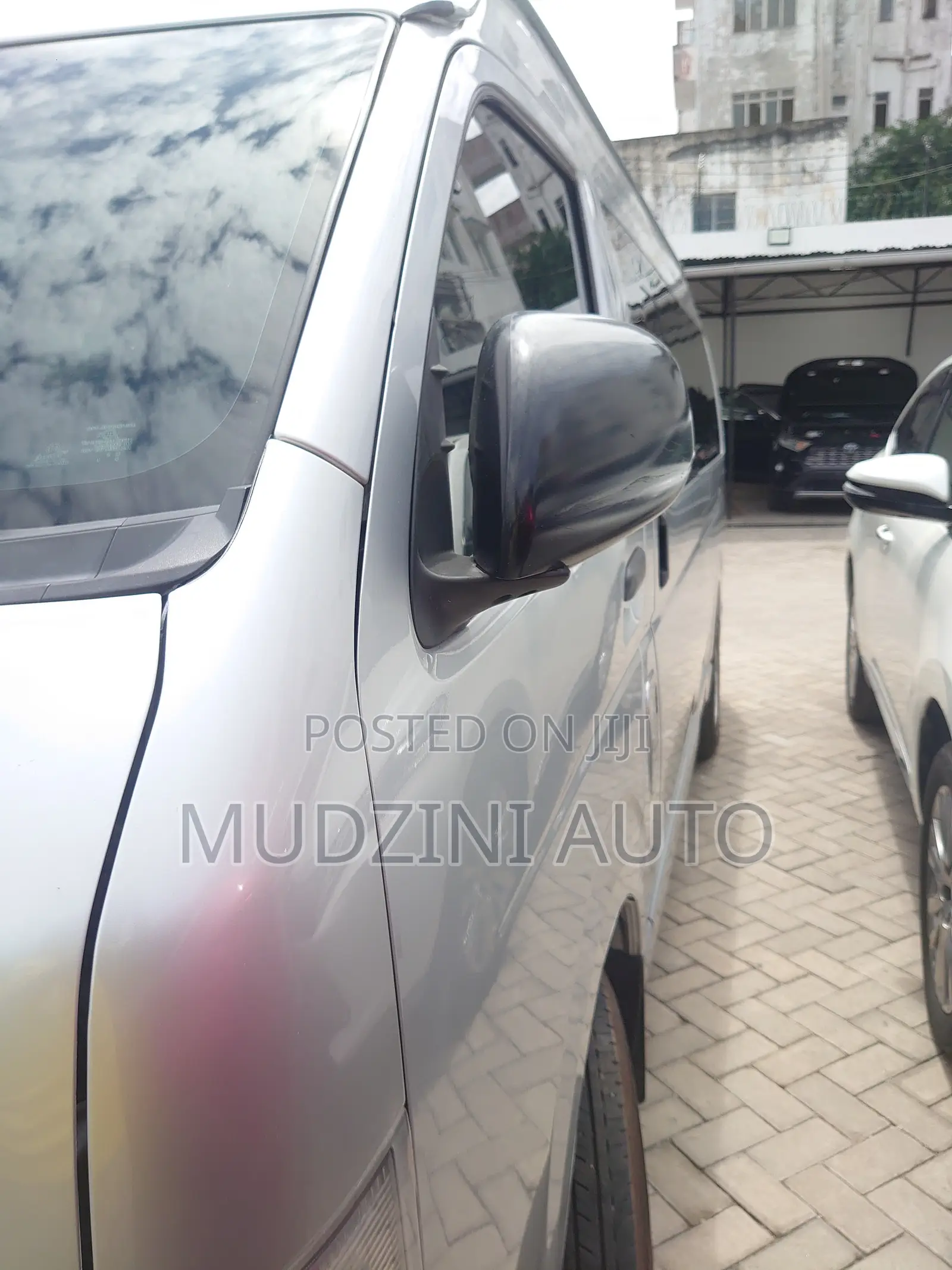 Toyota HiAce 2019 Silver