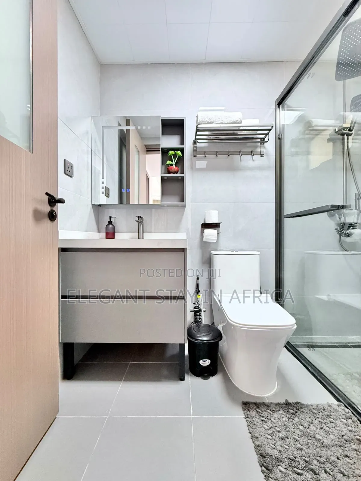 Cozy 2bdrm in Kilimani at 13k Per Day