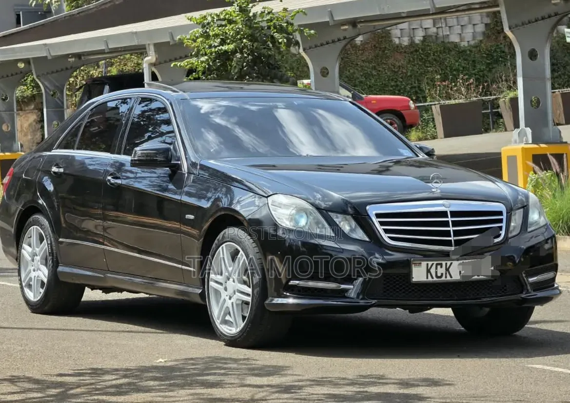 Mercedes-Benz E250 2012 Black