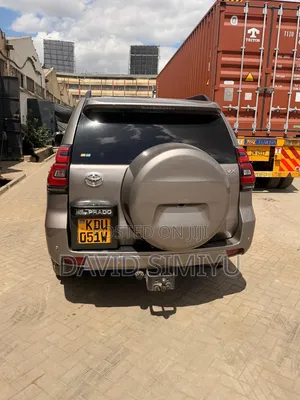 Toyota Land Cruiser Prado 2015 Gray