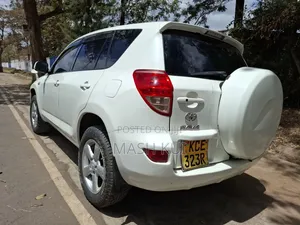 Toyota RAV4 2008 White