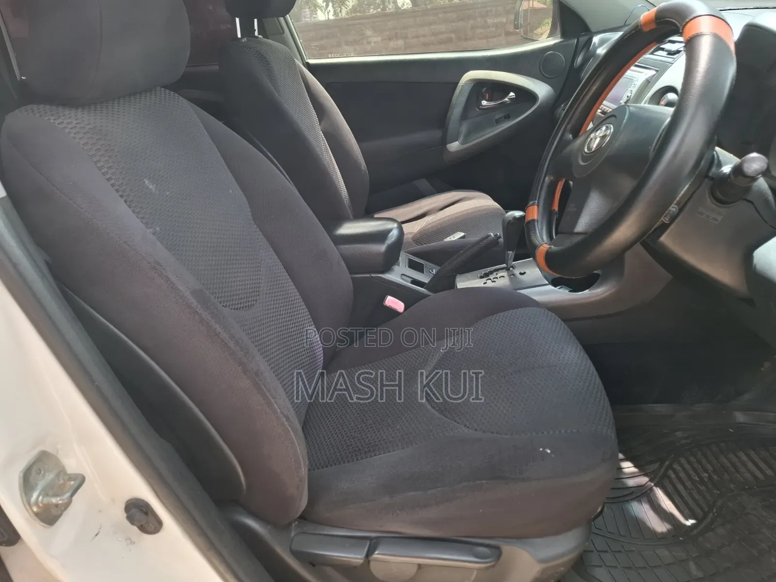 Toyota RAV4 2008 White