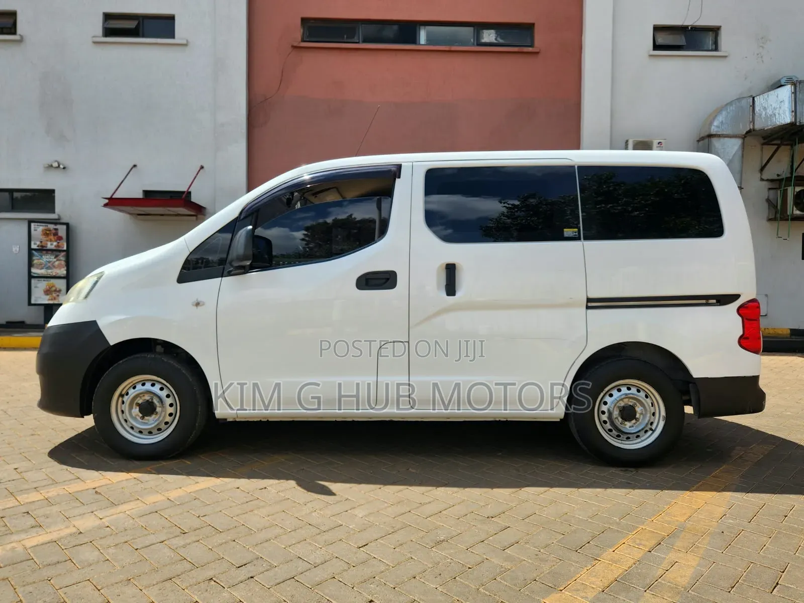 Nissan NV200 2018 White