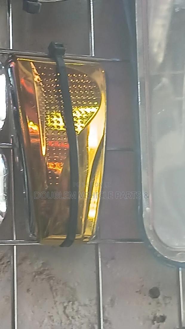 Grill Logo Emblem Badge Toyota Premio 2008/260 Gold Shiny High Quality