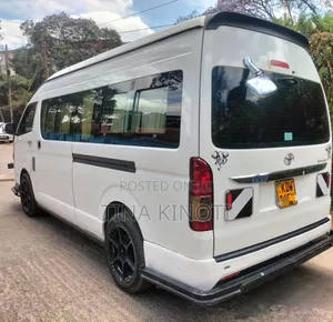 Toyota HiAce 2020 Silver