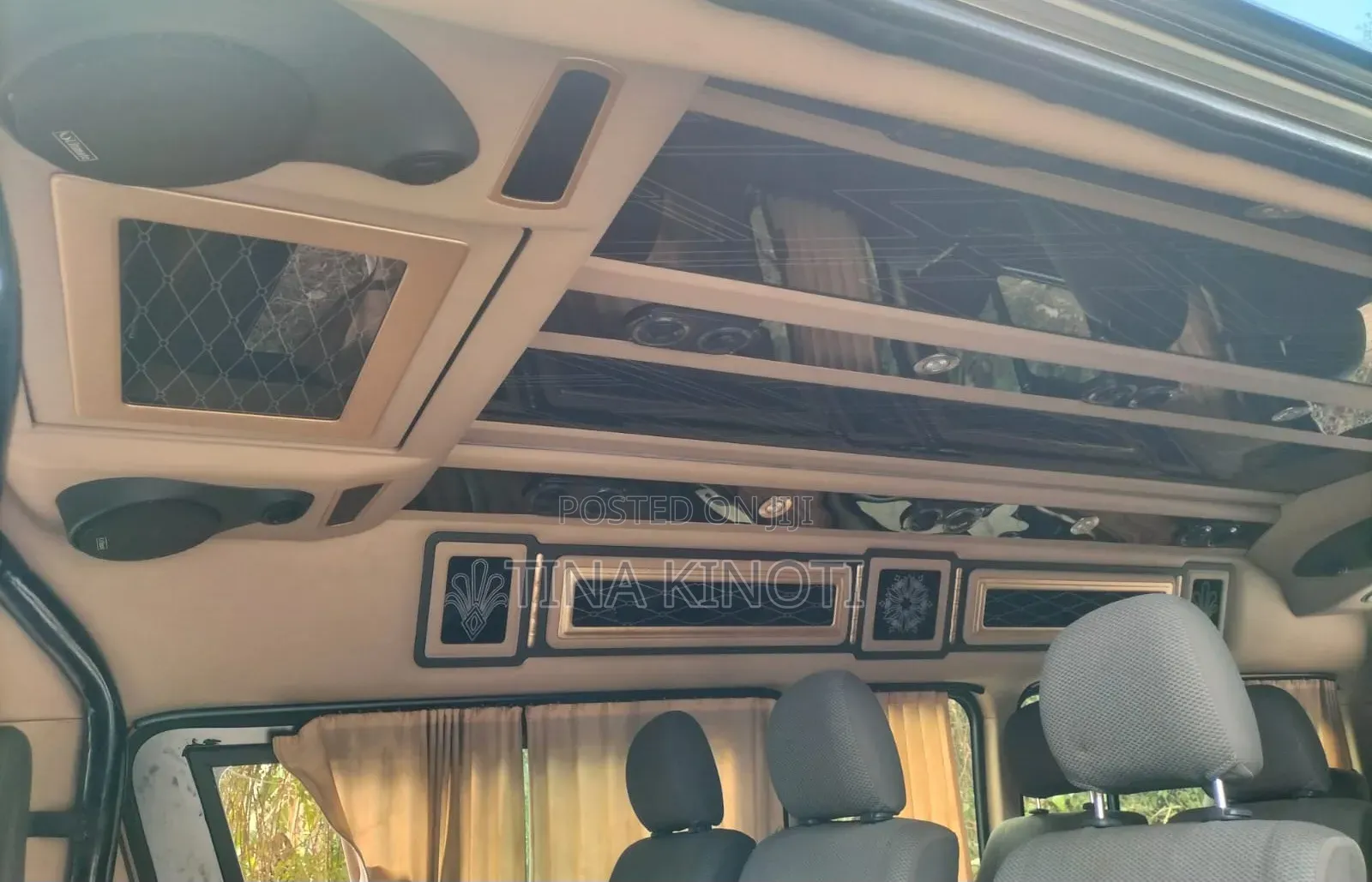 Toyota HiAce 2020 Silver