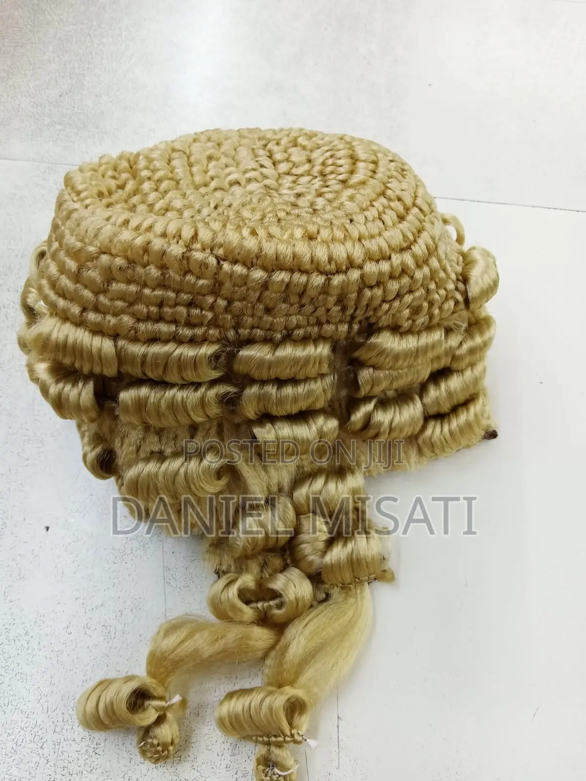 Advocate Wig