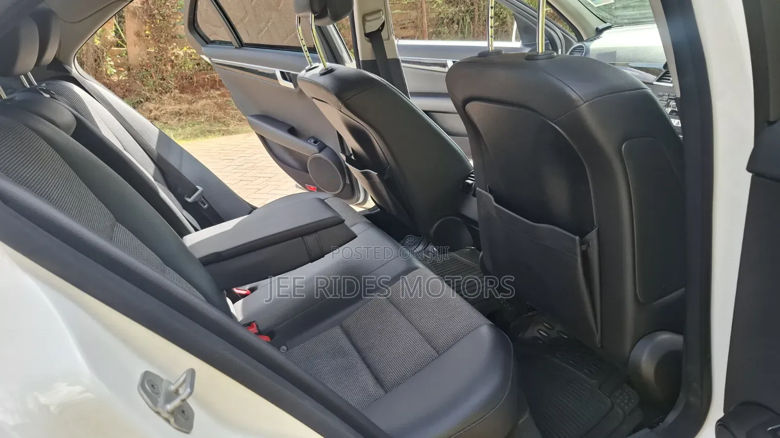 Mercedes-Benz C200 2013 White