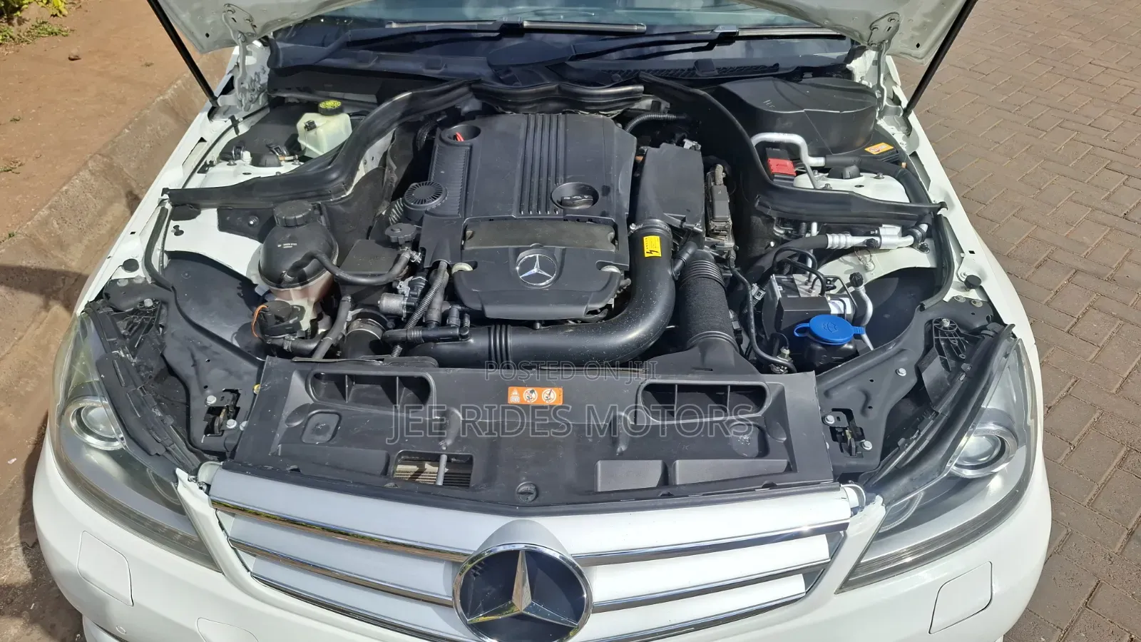 Mercedes-Benz C200 2013 White