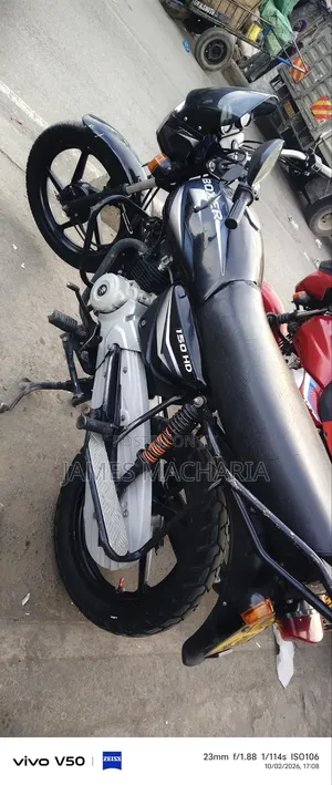 Bajaj Boxer 150 UG 2024 Black