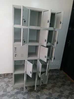 15 Doors Steel Lockable Cabinet
