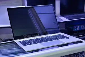 Laptop HP EliteBook 830 G8 16GB Intel Core i7 SSD 512GB
