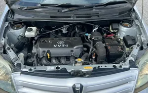 Toyota IST 2003 Silver