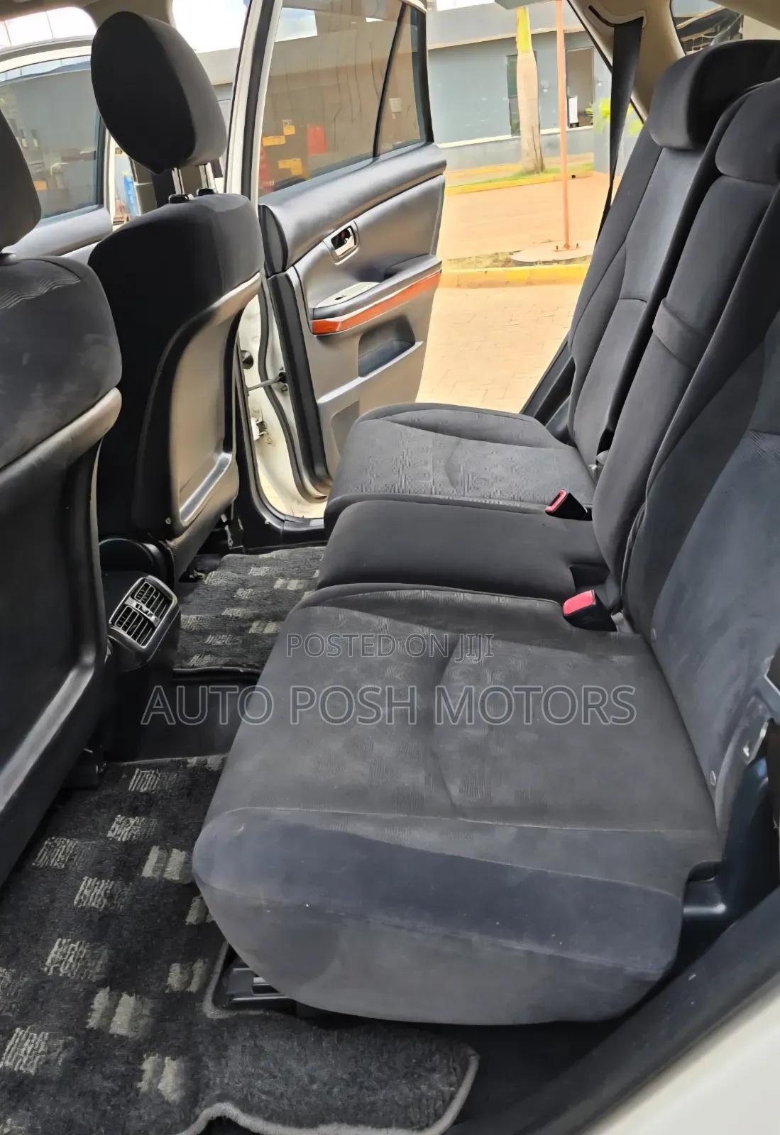 Toyota Harrier 2005 White