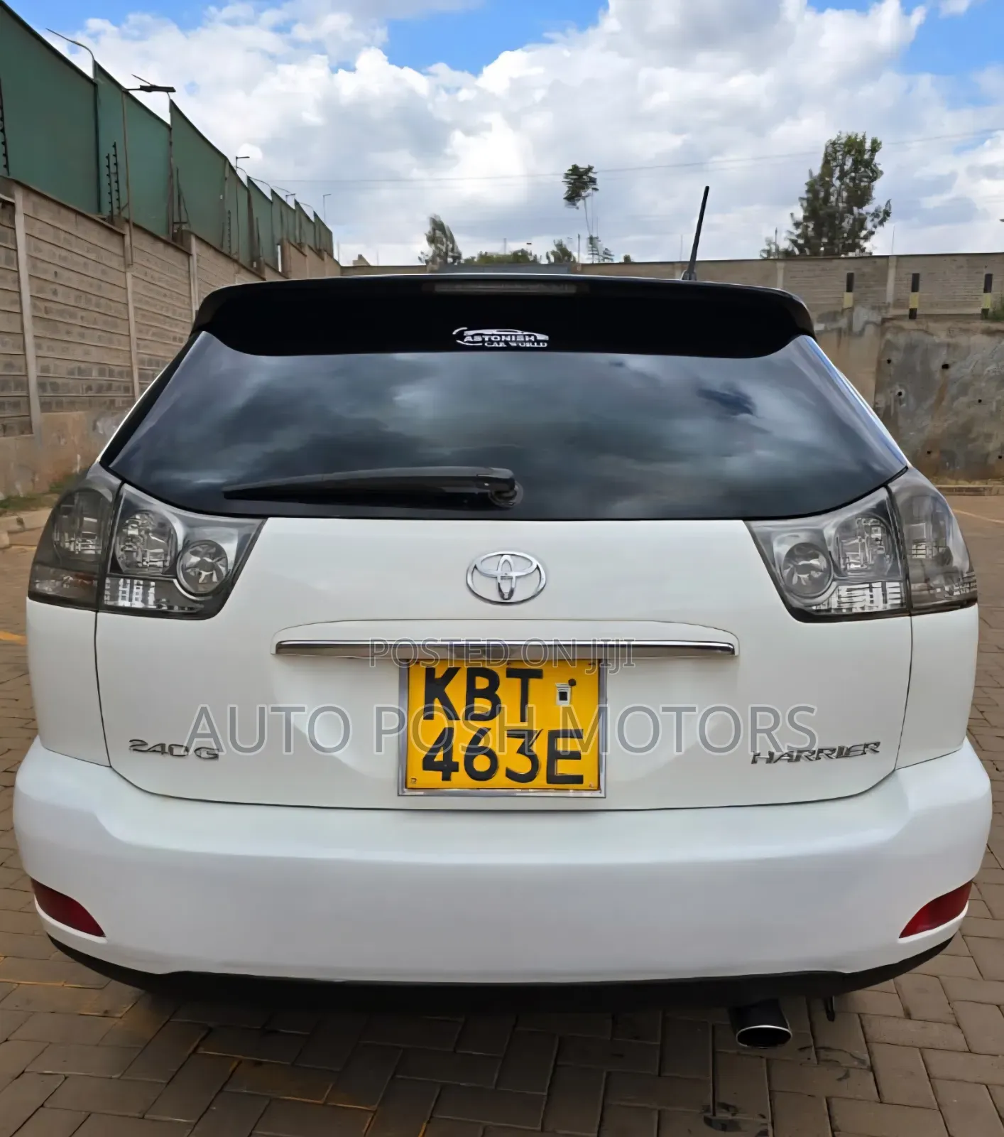 Toyota Harrier 2005 White