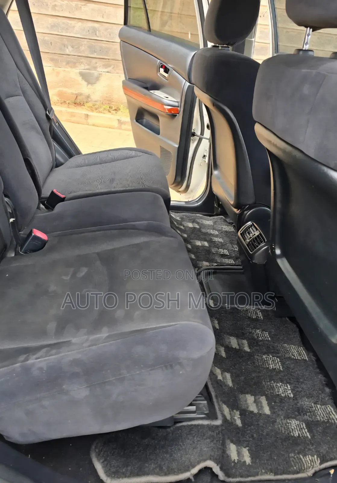 Toyota Harrier 2005 White