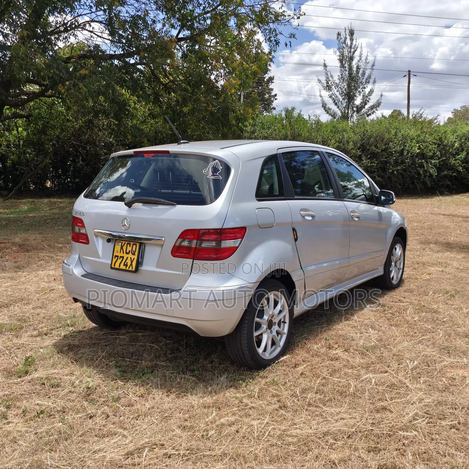 Mercedes-Benz B-Class 2012 Silver