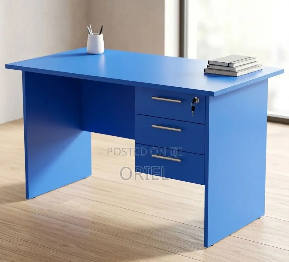1400mm Blue Clerical Staff Workstation
