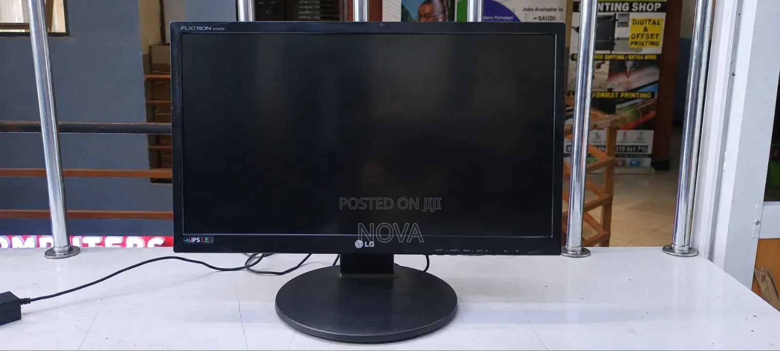 Slim LG 22inch Monitor With HDMI