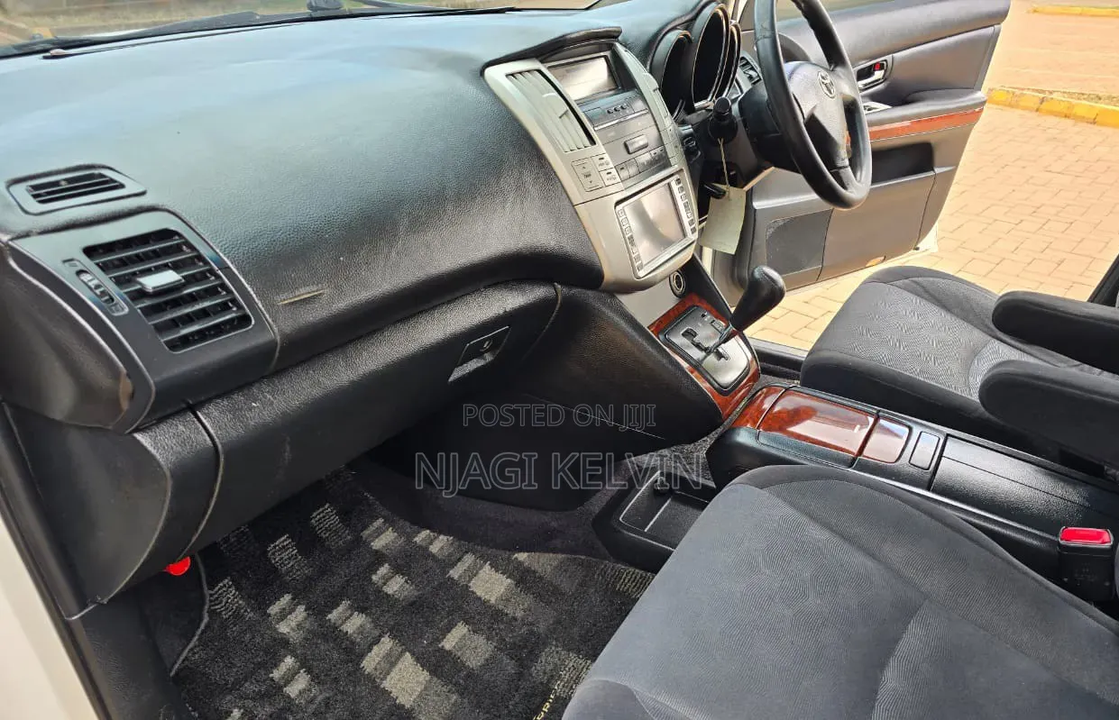Toyota Harrier 2.4 2005 White