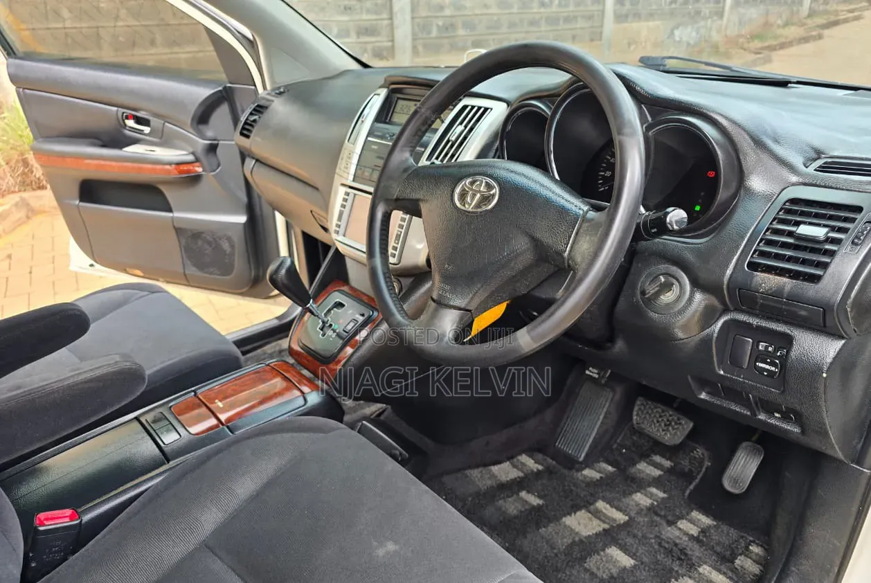 Toyota Harrier 2.4 2005 White